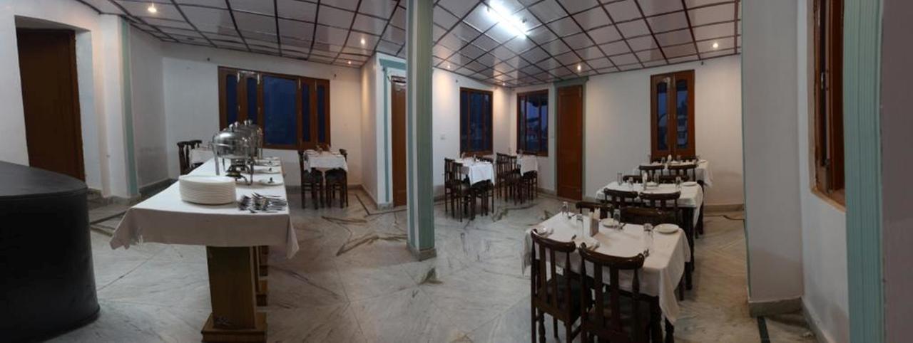 Divyansh Hotel Dharamshala Ngoại thất bức ảnh